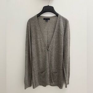 Banana Republic Gray V-Neck Cardigan M